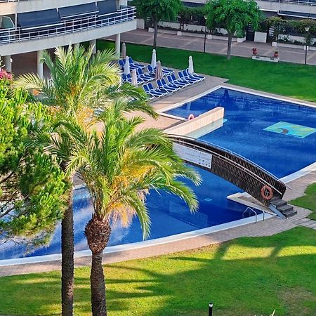 Apartment Near The Sea In Бланес Экстерьер фото