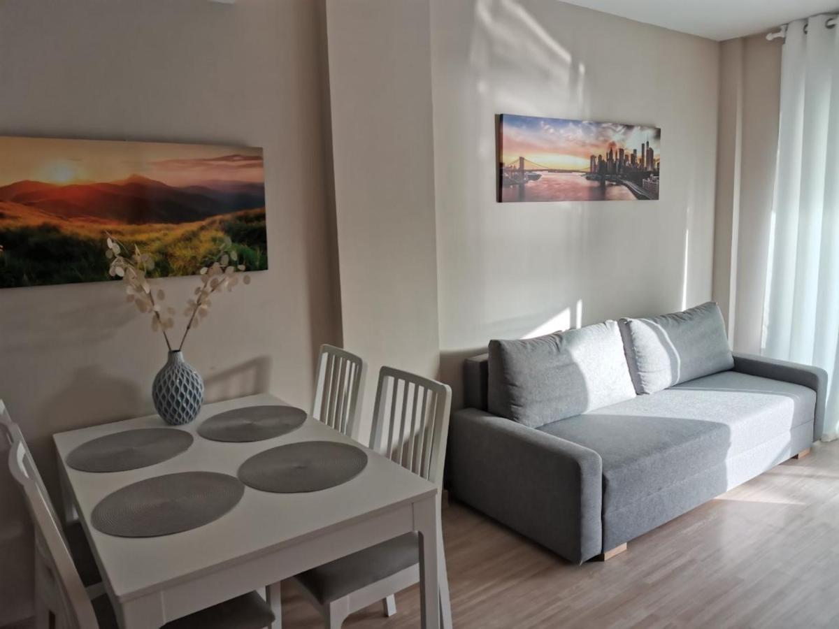 Apartment Near The Sea In Бланес Экстерьер фото