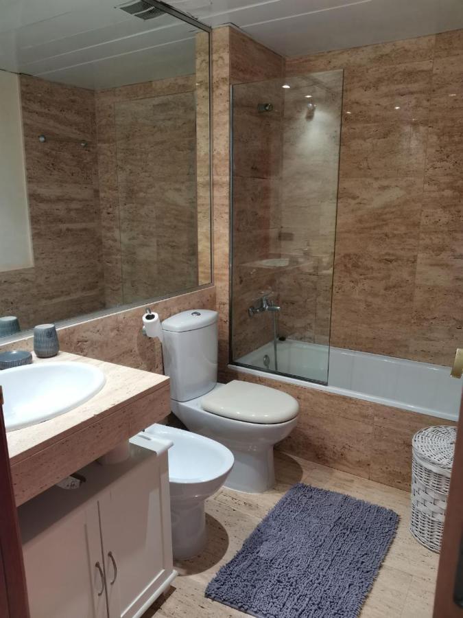 Apartment Near The Sea In Бланес Экстерьер фото
